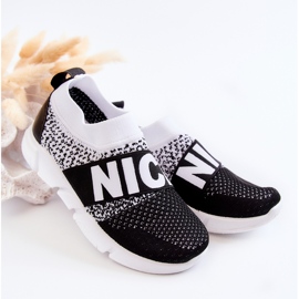 PA1 Slip-On Deportivo Infantil Cobby Blanco y Negro 3