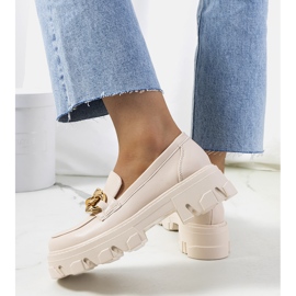 Mocasín beige con cadena Fouzia 2