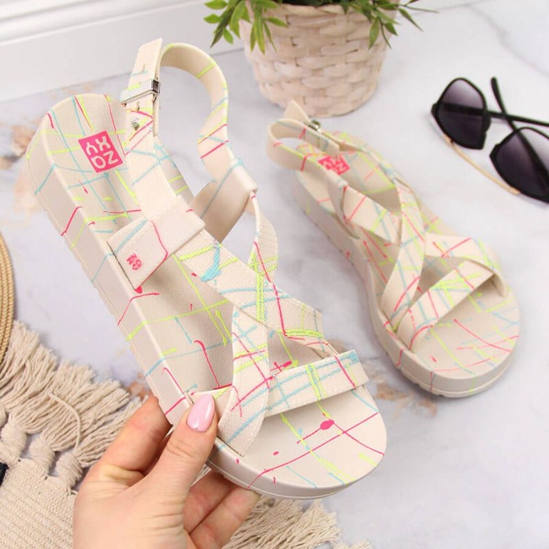 Zaxy W INT1709 sandalias de goma beige 1