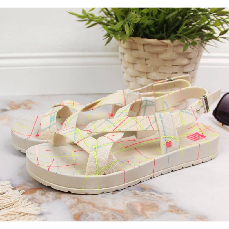 Zaxy W INT1709 sandalias de goma beige 2