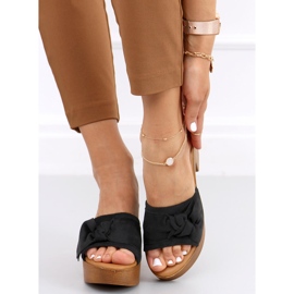 Zapatillas ala Zeri Zuecos negros 3