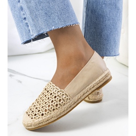 Alpargatas beige Kiomi 2