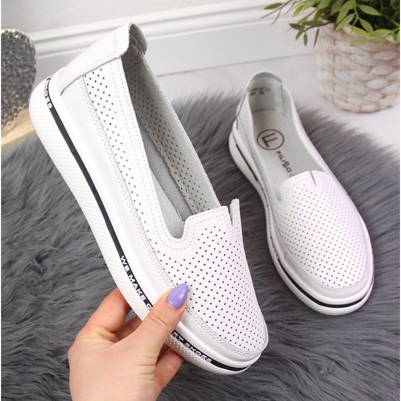 Zapatos de piel calados Filippo W PAW342 blanco 1