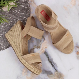 Sandalias cuña Big Star W JJ274978 beige 6