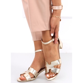 Sandalia tacón Nabila Gold dorado 1