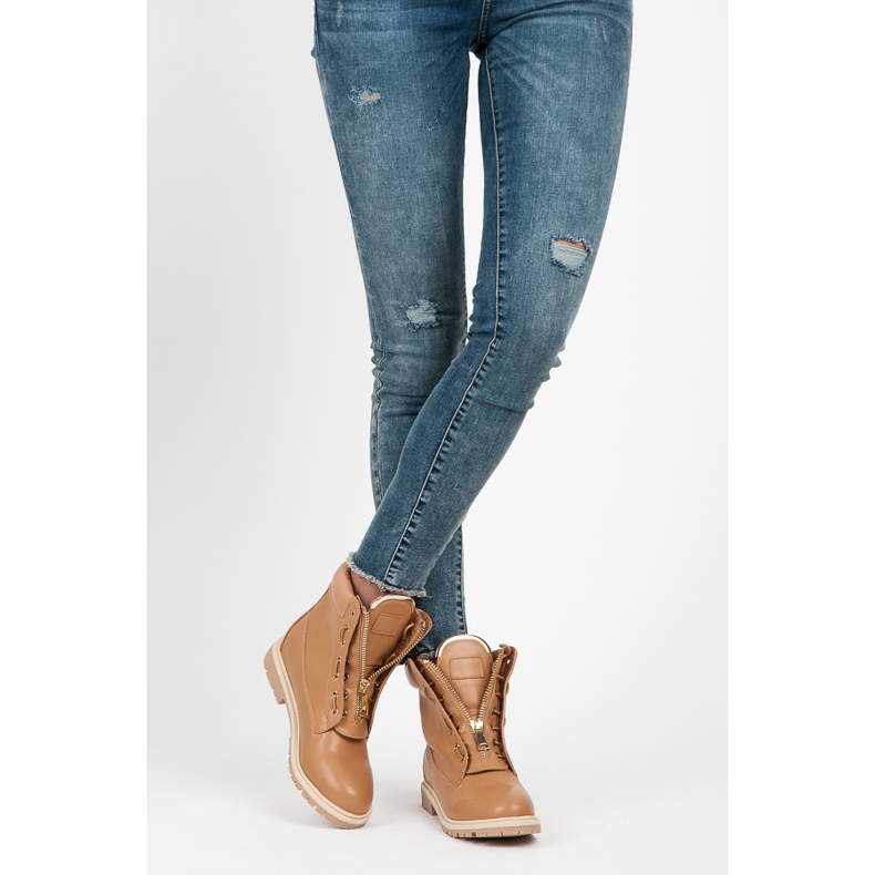 Vices Tramperos con estilo en un control deslizante marrón 2