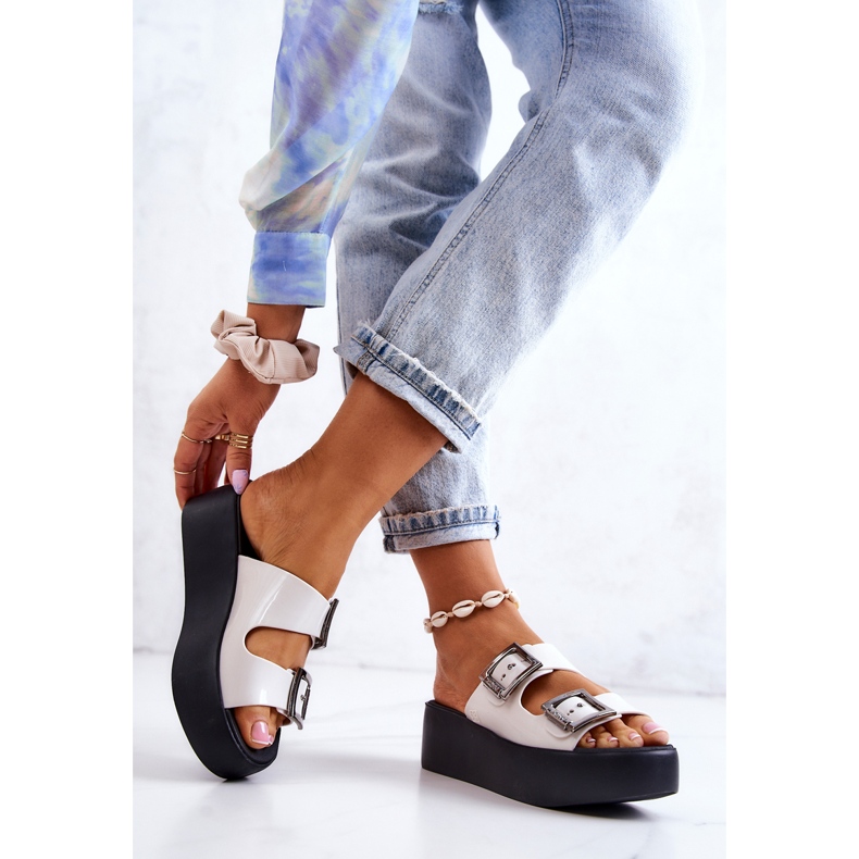 Chanclas Goma Fragrant ZAXY HH285181 Blanco-Negro 2