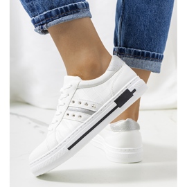 Deportivas blancas con tachuelas Luus blanco 3