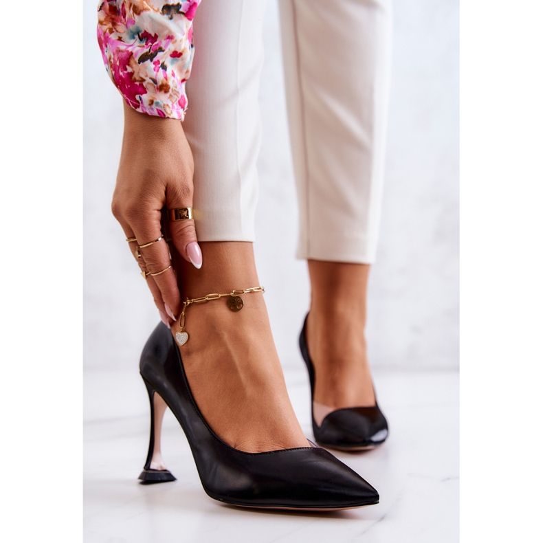 S.Barski Zapatos de tacón de aguja de cuero negro Tamira de moda 1