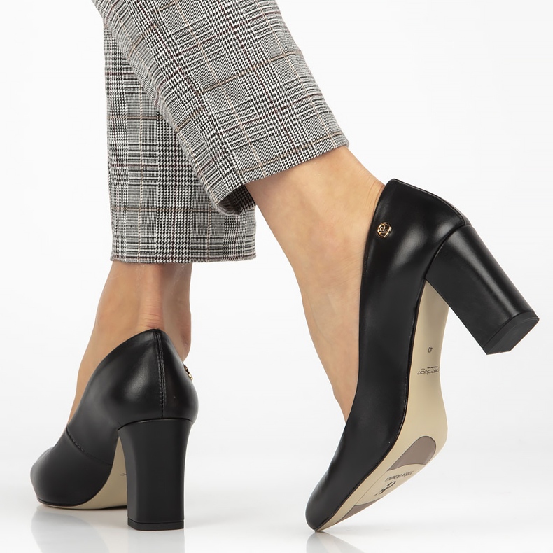 Zapatos De Salón Filippo Premium 2031 Negros 1