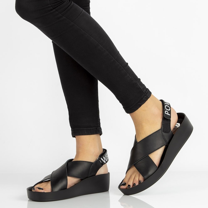 Sandalias de piel Filippo DS2060/21 Bk negro 1