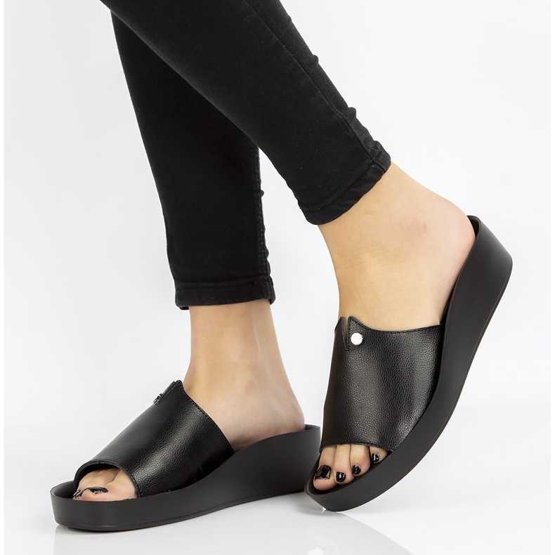 Zapatillas de piel Filippo DK2059/21 Bk negro 1