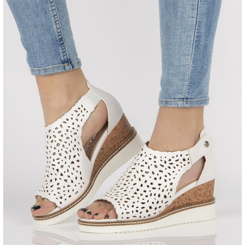 Sandalias con cuña Filippo DS2074/21 Wh blanco 1
