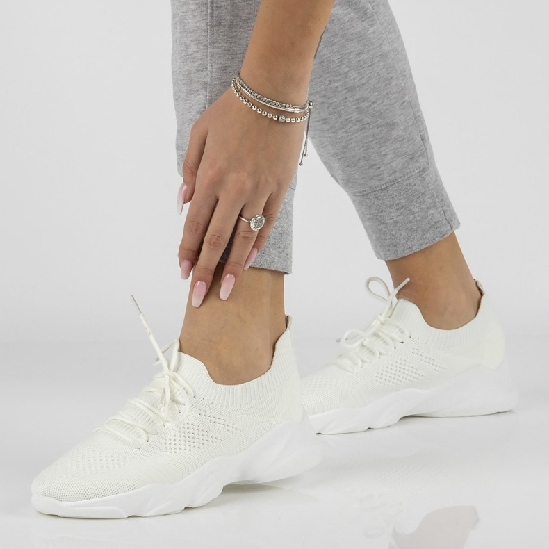 Zapatillas de mujer Filippo DTN2184 / 21 Wh blanco 1