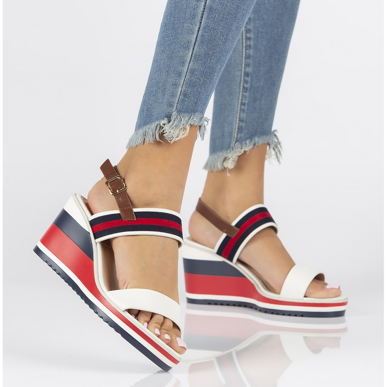 Sandalias con cuña Filippo DS2094/21 Wh Nv blanco rojo azul marino 2