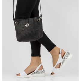 Sandalias con cuña Filippo DS2315/21 Wh blanco 2