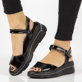 Sandalias negras con cuña Filippo DS2319/21 Bk negro 1