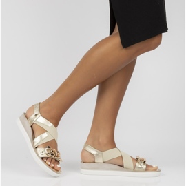 Sandalias de piel Filippo 109 beige y dorado 6