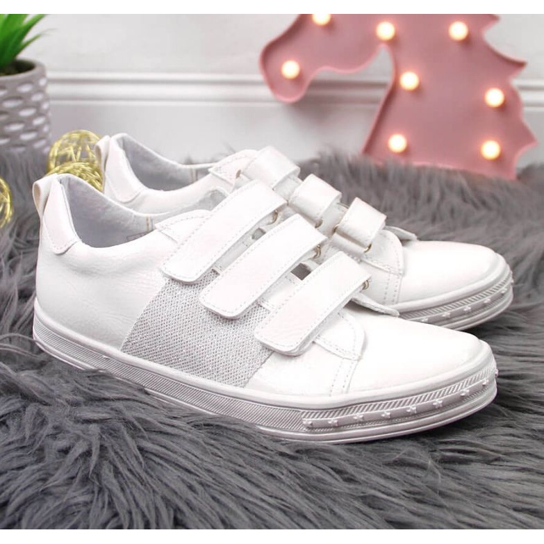 Zapatos de niña sneakers con velcro blanco Kornecki 6286 2
