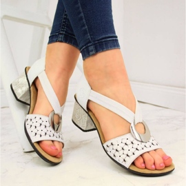 Sandalias de piel con goma Rieker W RKR433 blanco 2