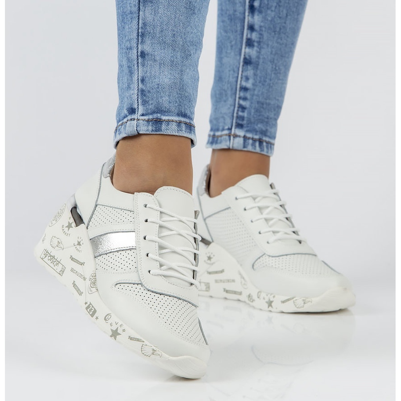 Zapatillas de cuero Filippo DP3550 / 22 Wh blanco 1