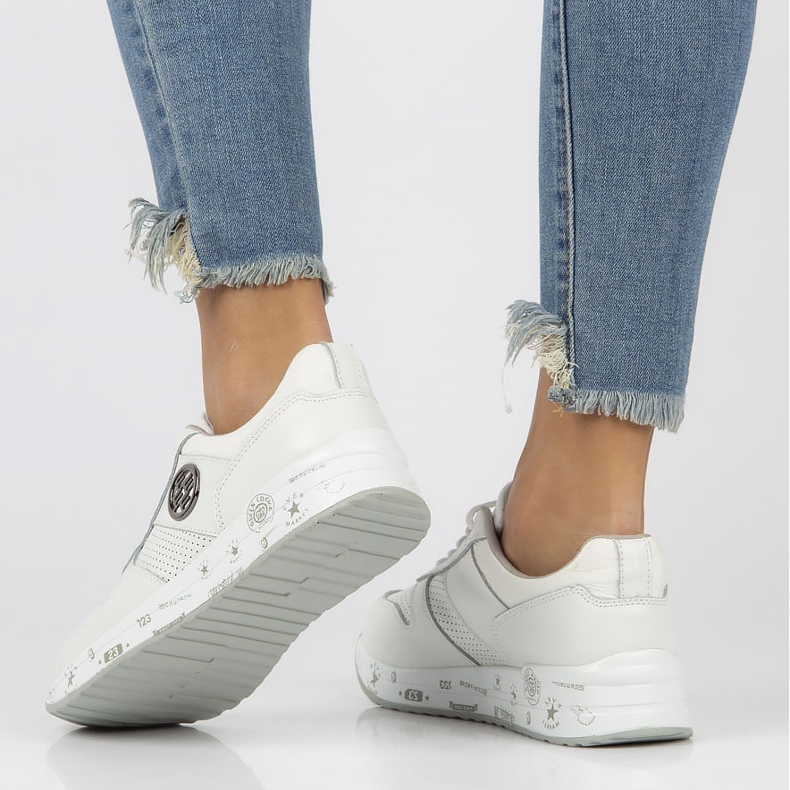 Zapatillas de cuero Filippo DP3542 / 22 Wh blanco 1