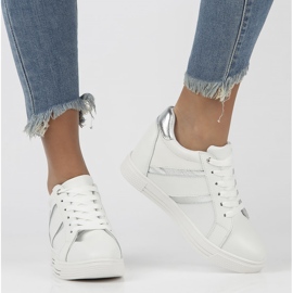 Zapatillas de cuero Filippo DP3549 / 22 Wh blanco 3