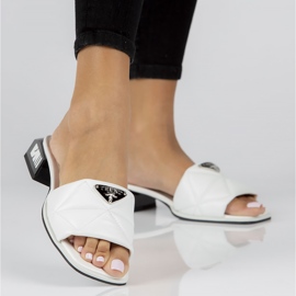 Zapatillas de cuero Filippo DK3905 / 22 Wh blanco 6