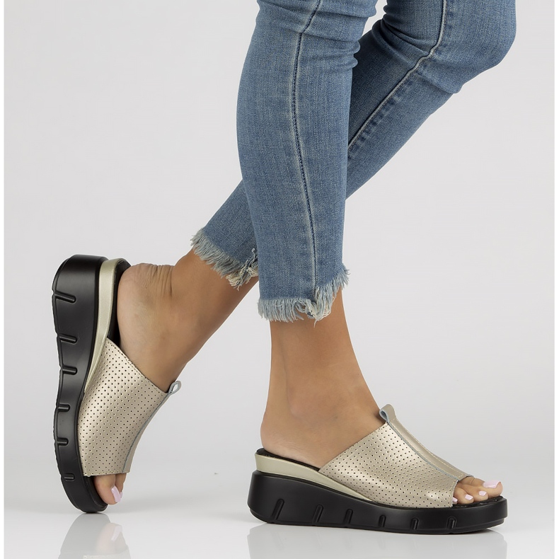 Babuchas de piel Filippo DK3594/22 Go dorado 1