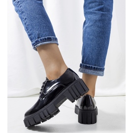 Zapatos Cardero lacado negro 2