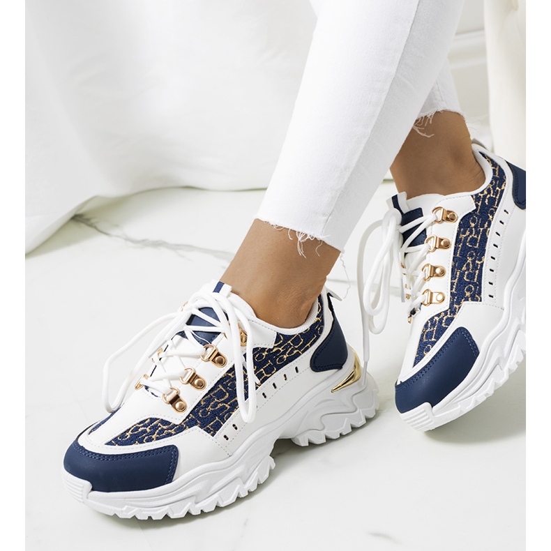 Zapatillas deportivas de mujer blancas y azul marino de Remmers blanco 1