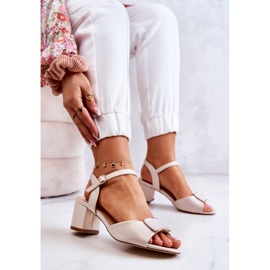 Sergio Leone Tacones de cuero ecológico beige 6