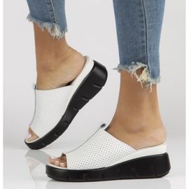 Zapatillas de cuero Filippo DK3594 / 22 Wh blanco 8