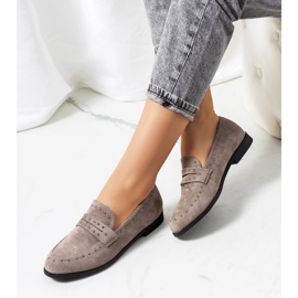 Zapatos de piel gris con tachuelas Ishana 2