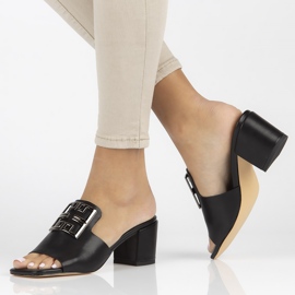 Babuchas de piel Filippo DK3731/22 Bk negro 7