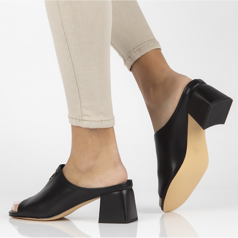 Zapatillas de piel Filippo DK3728/22 Bk negro 1