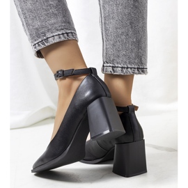 Zapatos de salón negros con correa Prinse 2