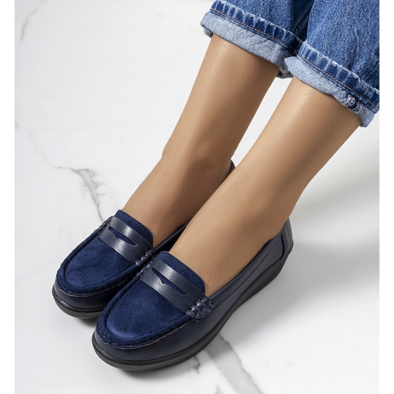 Mocasines azul marino en la cuña Dinsmore 1
