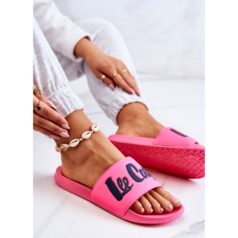 Pantuflas de Mujer Lee Cooper LCW-22-42-1000 Rosa Neón 1