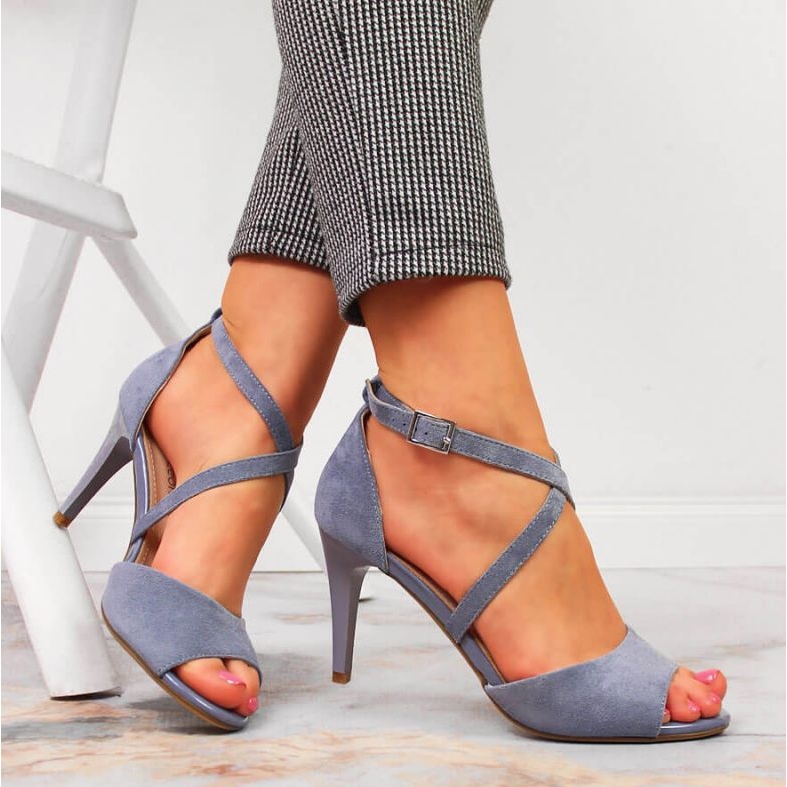 Sandalias en un tacón alto azul W Sergio Leone 2