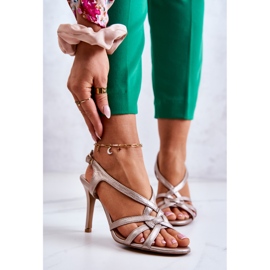 Sandalias Piel Tacones Altos Laura Messi 2002 Beige y Oro 1