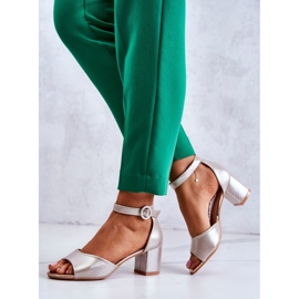 Sandalias Piel Tacón Alto Vinceza 22-20100 Dorado 4