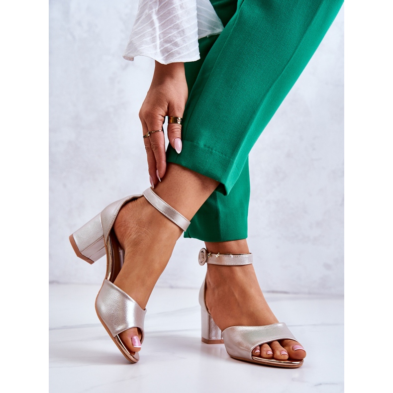 Sandalias Piel Tacón Alto Vinceza 22-20100 Dorado 2