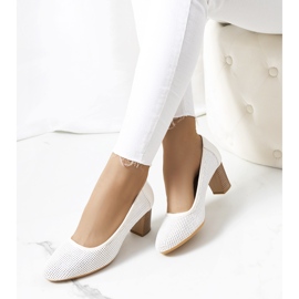Zapatos de salón calados blancos Pelders plata 1