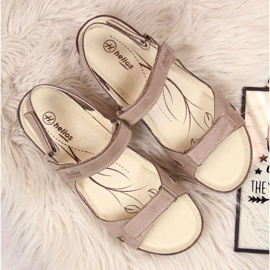 Cómodas sandalias de piel en beige W Helios 205 4