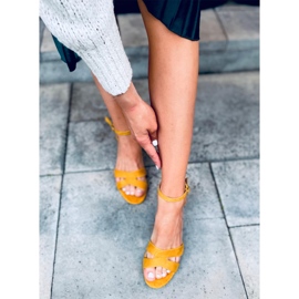 Sandalias tacón Moly Amarillo 5