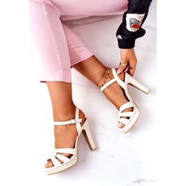 PW1 Sandalias Elegantes En Una Barra Beige Anastasia 1