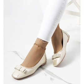 Bailarinas doradas brillantes de Rikke beige 1