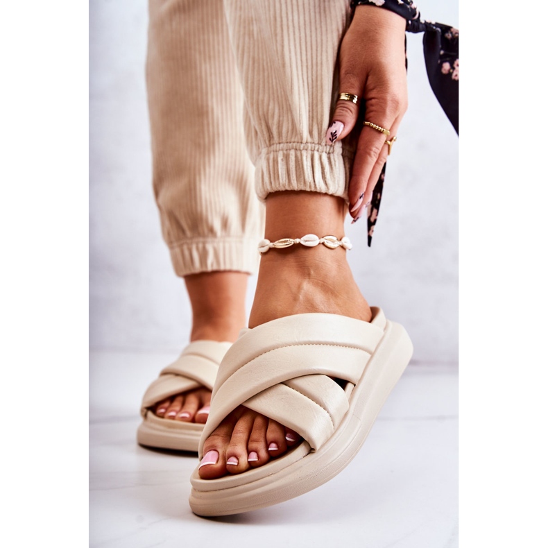 Babucha Mujer Piel La.Fi Beige Silla 1