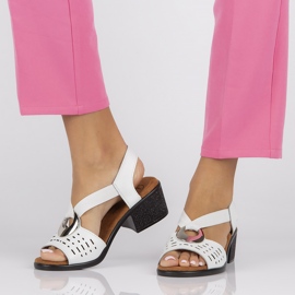 Sandalias de piel Filippo DS2308/22 Wh blanco 7
